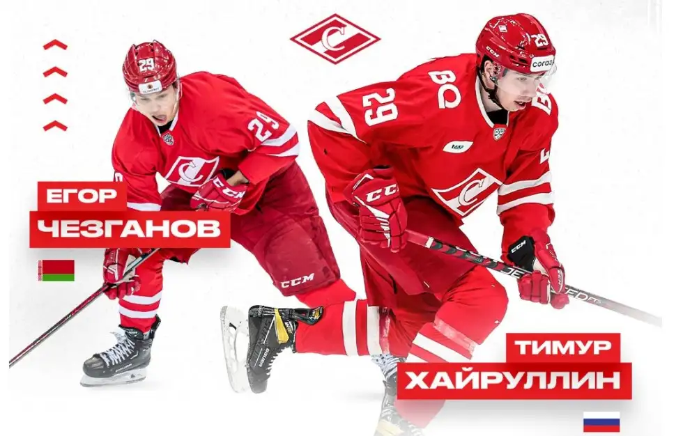 «Спартак» подписал новые контракты с двумя хоккеистами